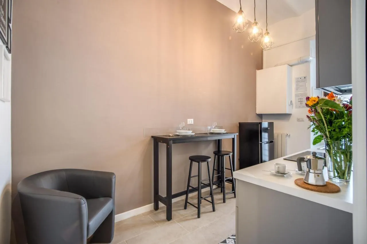 Newly Renovated Apartment By The Vatican Rome