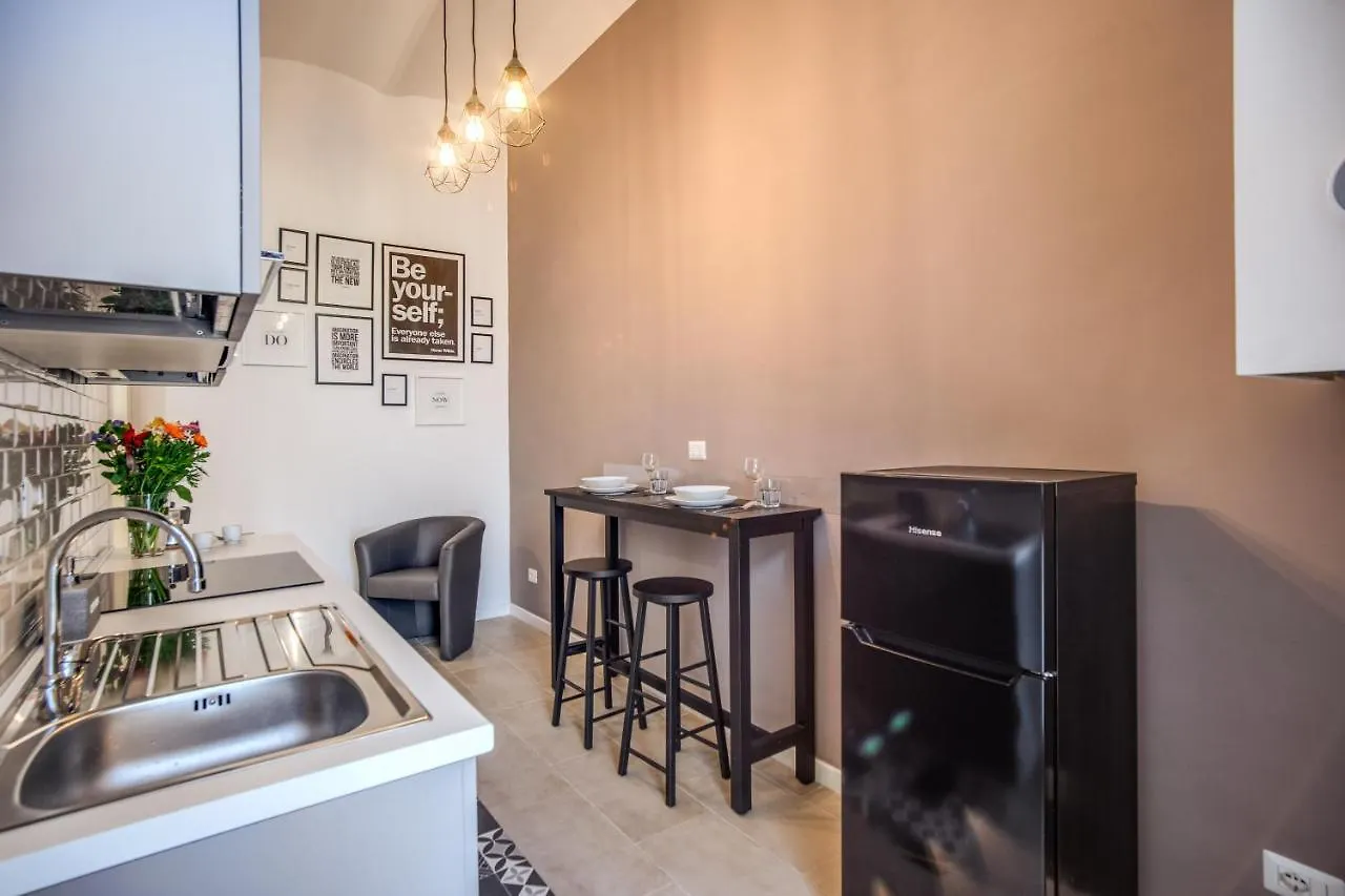 Newly Renovated Apartment By The Vatican Rome