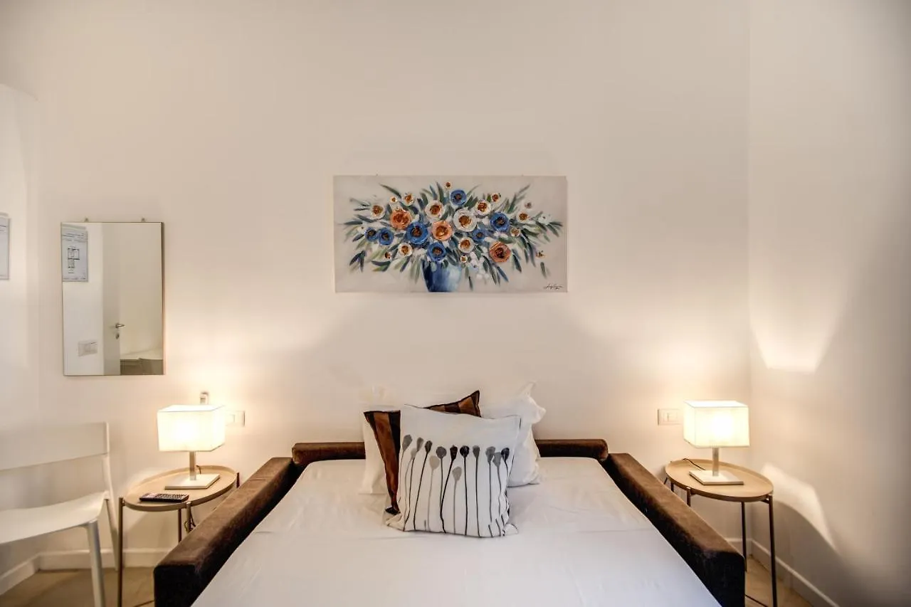 Newly Renovated Apartment By The Vatican Rome Italy