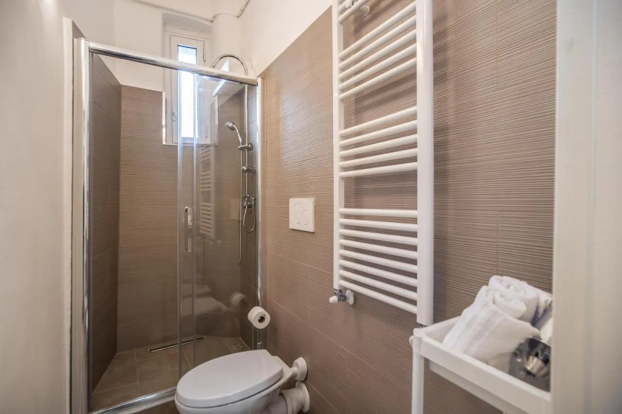 Newly Renovated Apartment By The Vatican Rome