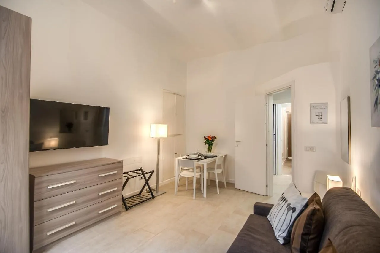 Newly Renovated Apartment By The Vatican Rome Italy